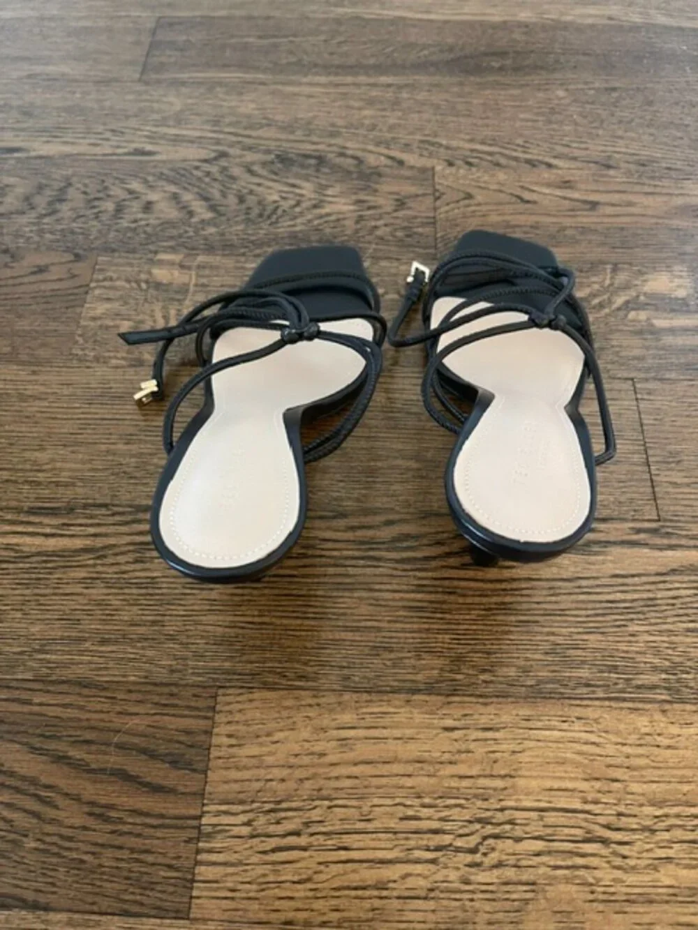 Ted Baker Black Leather Strappy Knotted Square Toe Heeled Sandals 39.5 9.5 NWOT